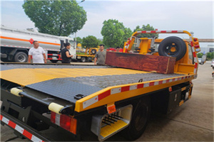 雷波附近拖车电话号码服务